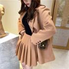 Loose-fit Blazer / Pleated Skirt