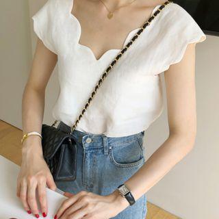 Sleeveless V-neck Top White - One Size