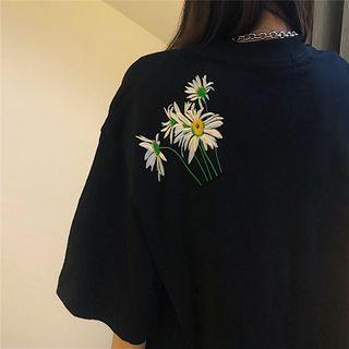 Flower Embroidered Elbow-sleeve Top Black - One Size