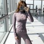 Long-sleeve Stand-collar Zip Yoga Top