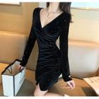 V-neck Velvet Long-sleeve Mini Sheath Dress