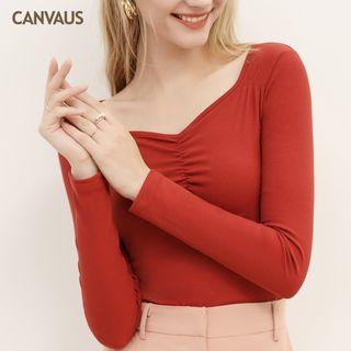 Long-sleeve Sweetheart Neckline Ribbed T-shirt