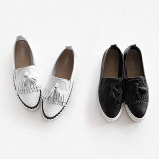 Fringed Genuine-leather Oxford Flats