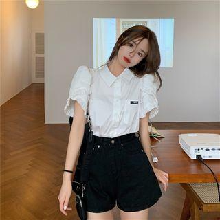 Short-sleeve Frill Trim Blouse / High-waist Denim Shorts