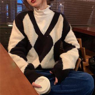 Argyle Sweater Black & Whtie - One Size