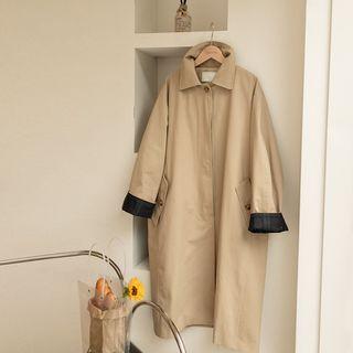 Hidden-button Plaid-cuff Mac Coat