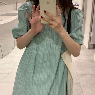 Puff-sleeve Square-neck Buttoned A-line Dress Green - One Size