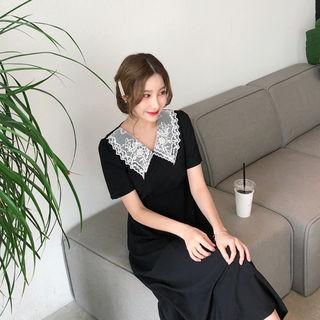 Lace-collar A-line Maxi Dress