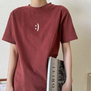Round-neck Smiley Face Embroidered Short-sleeve Top