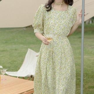 Short-sleeve Square Neck Floral A-line Midi Dress