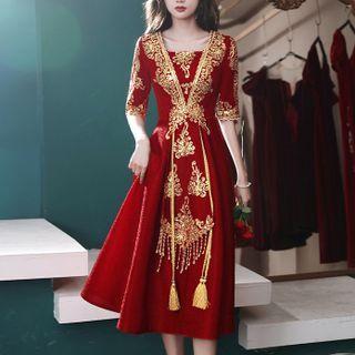 Traditional Chinese Elbow-sleeve A-line Midi Wedding Dress