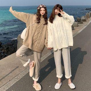 Mock-neck Cable Knit Sweater / Cropped Straight-cut Pants
