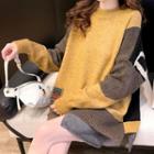 Long-sleeve Mock Two-piece Contrast-color Sweater