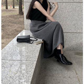 Plain Tank Top / Midi Skirt