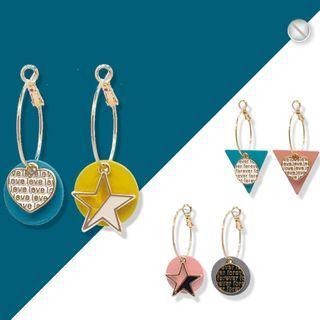 Non-matching Lettering Geometric Dangle Earring