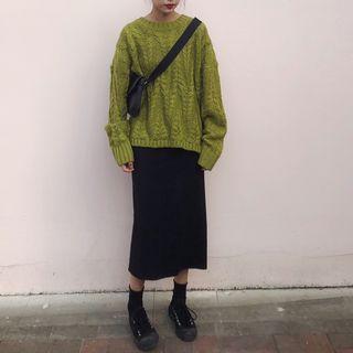 Plain Knit Sweater / Plain Skirt
