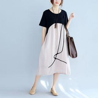 Short-sleeve Panel Empire Dress