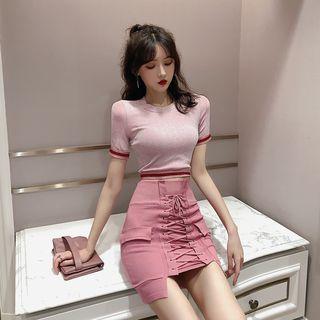 Short-sleeve Top / Fitted Mini Skirt