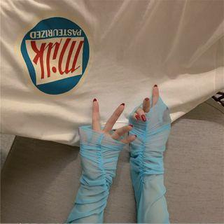 Printed Short-sleeve T-shirt / Plain Long-sleeve Mesh Top