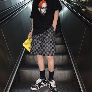 Drawstring-waist Checkerboard Print Straight-cut Shorts