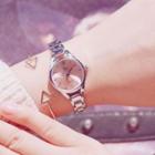 Set: Retro Alloy Bracelet Watch + Triangle Open Bangle