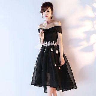 Off-shoulder Embroidery Mini Prom Dress