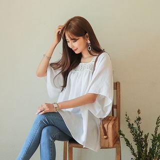 Square-neck Lace-trim Swing Top