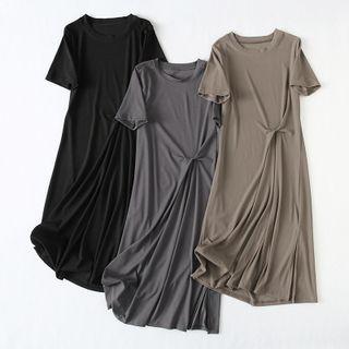 Short-sleeve Twist Midi T-shirt Dress