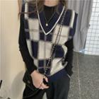 Plaid Knit Vest Dark Blue & Off-white - One Size