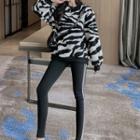 Zebra Pullover / Leggings