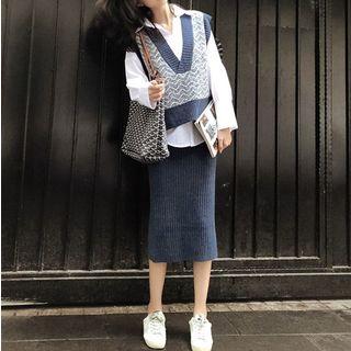Set: Contrast Trim V-neck Pattern Vest + Slit-back Knit Skirt