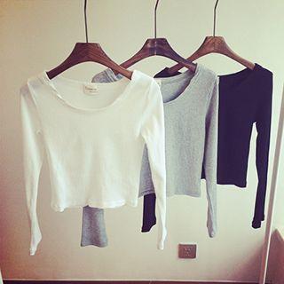 Ribbed Knit Cropped Long Sleeve T-shirt