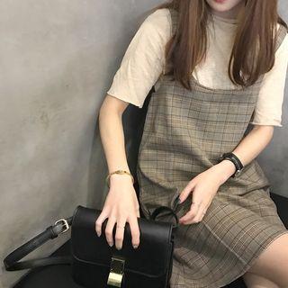 Plain Short-sleeve T-shirt / Plaid Pinafore Dress