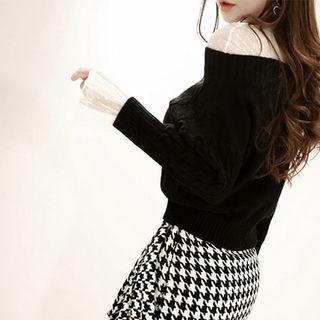 Frill-neck Lace-panel Cable-knit Top