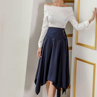 Off-shoulder Blouse / Asymmetric Midi A-line Skirt