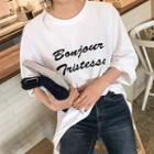3/4-sleeve Slit-side Lettering T-shirt