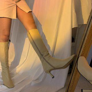Flared-heel Tall Boots