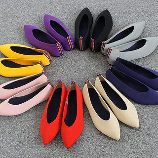 Pointy-toe Colored Knit Flats