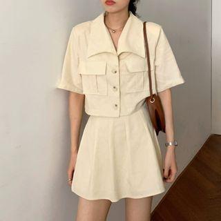 Plain Short-sleeve Shirt / A-line Skort