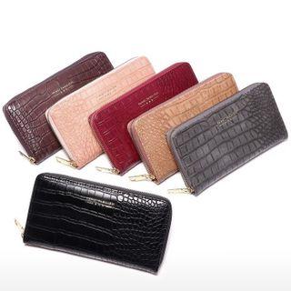 Crocodile Grain Faux Leather Wristlet