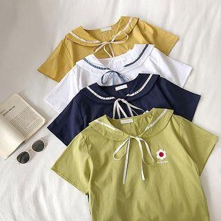 Picture Print Lace-up Short-sleeve Blouse