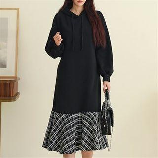 Ruffled Long Hoodie Dress