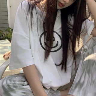 Short Sleeve Smiley Print T-shirt