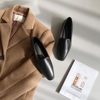 Pointy-toe Plain Loafers