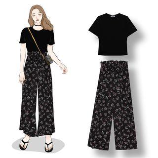 Short-sleeve T-shirt / Floral Print Wide Leg Pants