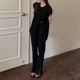 Short-sleeve Slit T-shirt / Slit Wide-leg Pants