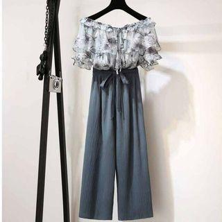 Set: Floral Short-sleeve Blouse + Crop Wide Leg Pants