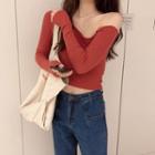 Plain One Shoulder Long-sleeve Slim-fit Top