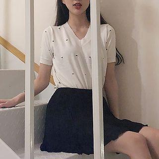 Polka Dot Embroidered Short-sleeve Knit Top