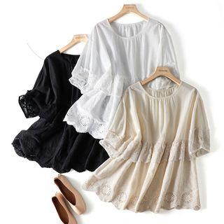 Short-sleeve Round Neck Lace-trim Top